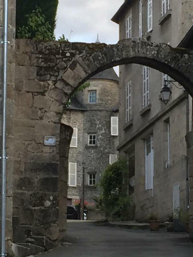 L'Ancienne Maison Bed & Breakfast Treignac Екстериор снимка